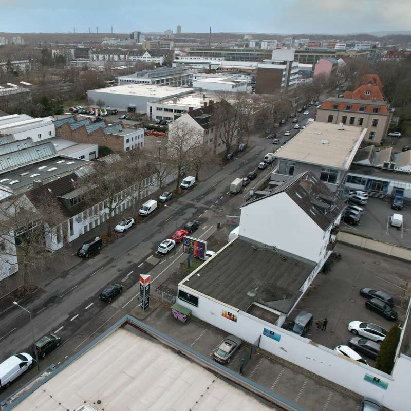 Hauswand für die Werbetafel Köln Widdersdorferstraße in Vogelperspektive